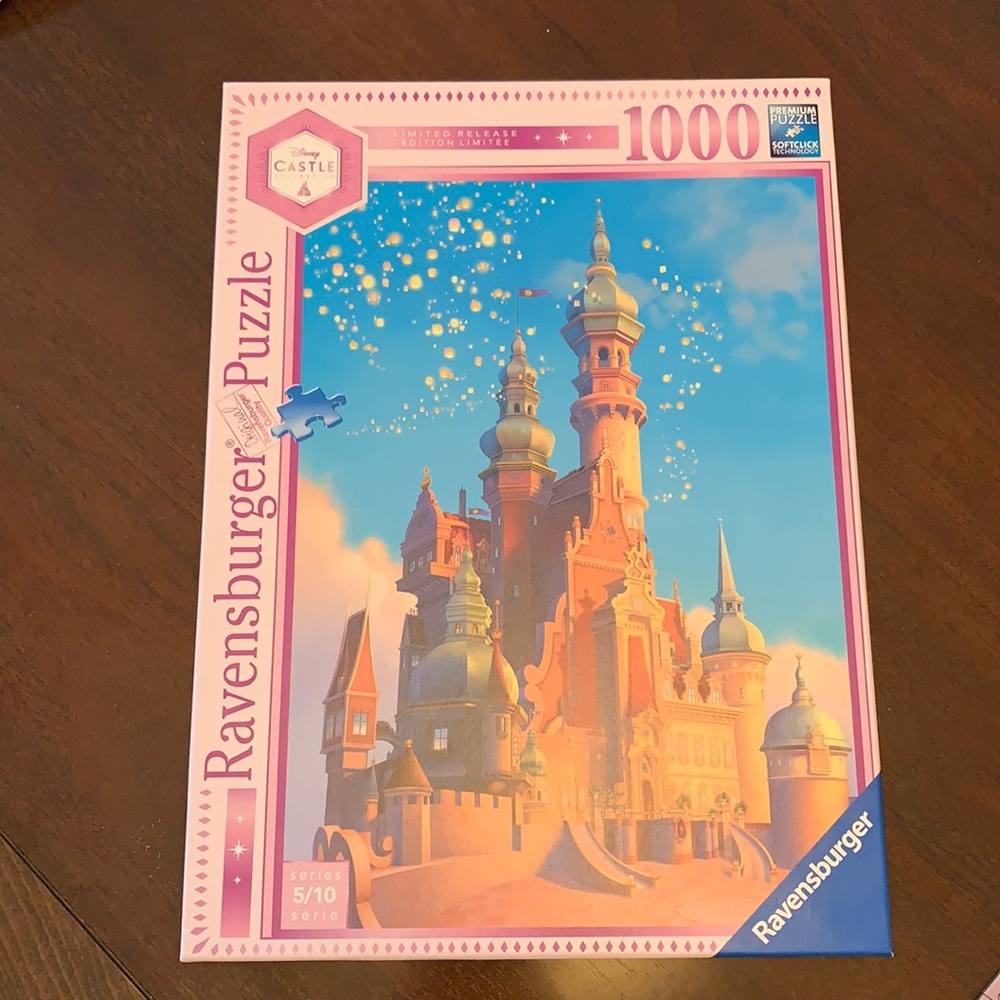 Ravensburger 1000 piece Disney Rapunzel Castle
